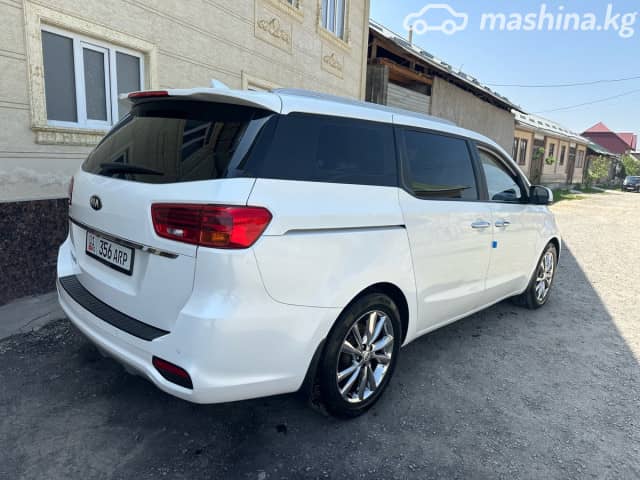 Kia Carnival III 2.2d AT
