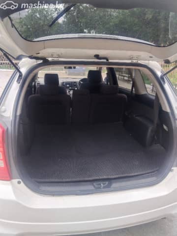 Toyota Wish I Рестайлинг 1.8 AT