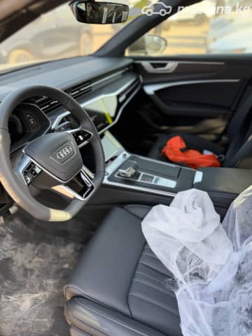 Audi A6 V (C8) Рестайлинг 45 TFSI Long 2.0 AMT 4WD