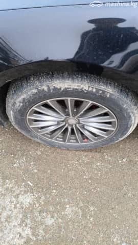 BMW 7 серии III (E38) Рестайлинг 740Li 4.4 AT