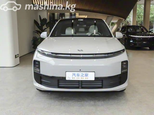 LiXiang L6 1.5hyb AT 4WD