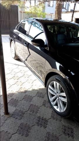 Volkswagen Passat B8 2.0 AMT