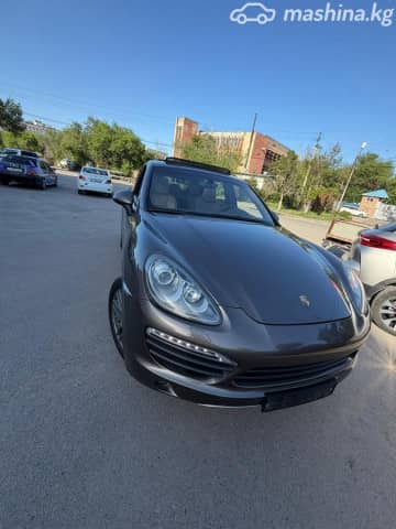 Porsche Cayenne II (958) Turbo 4.8 AT 4WD