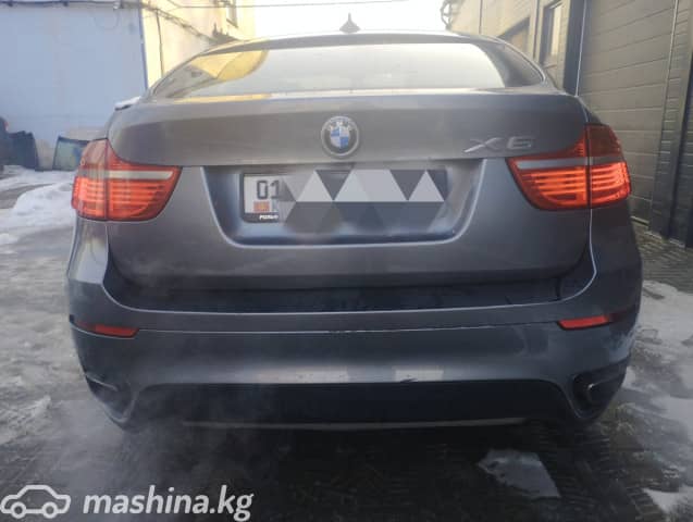 BMW X6 M I (E71) 4.4 AT 4WD