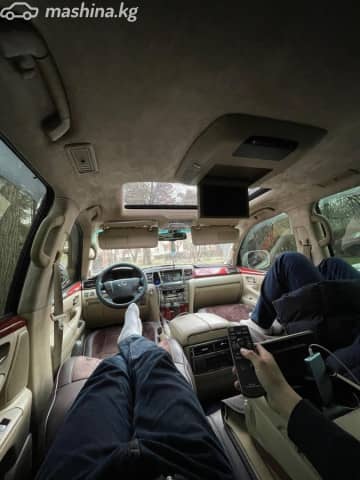 Lexus LX III 570 5.7 AT 4WD