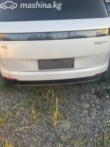 Lynk & Co 900 2.0hyb AT 4WD