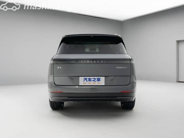 Lynk & Co 900 2.0hyb AT 4WD