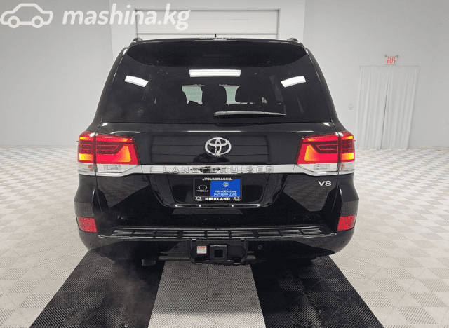 Toyota Land Cruiser 200 Series Рестайлинг 2 5.7 AT 4WD