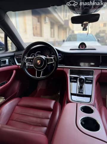 Porsche Panamera II