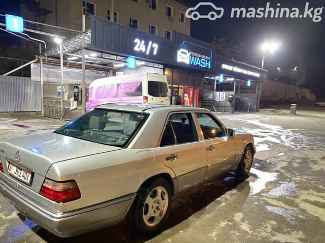 Mercedes-Benz E-Класс I (W124) 320 3.2 AT
