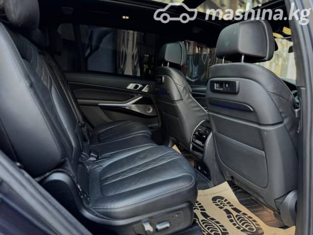 BMW X7 I (G07) M50i 4.4 AT 4WD