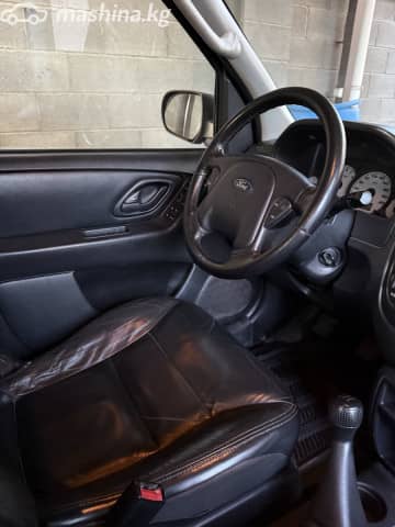 Ford Maverick II 2.0 MT 4WD