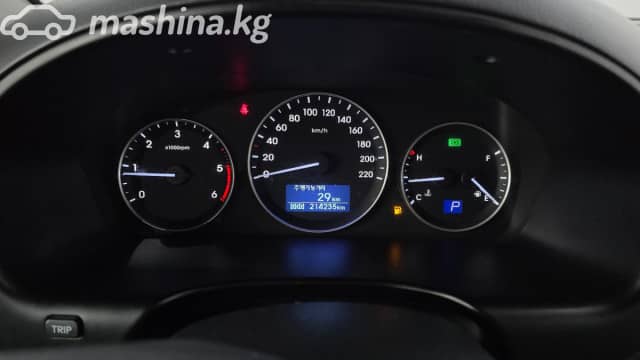 Hyundai Starex (H-1) II Рестайлинг 2 2.5d AT