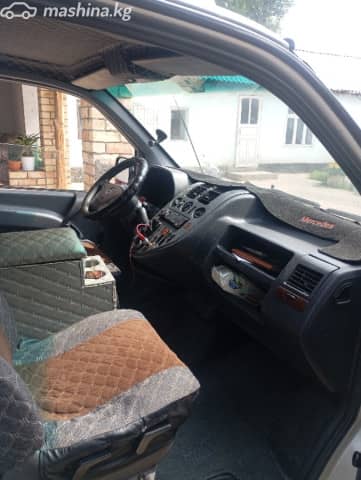 Mercedes-Benz Vito I (W638) 112 CDI 2.2d MT