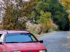 Volkswagen Passat B3 2.0 MT