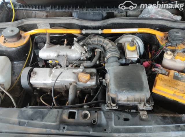 ВАЗ (Lada) 2114 21140 1.5 MT