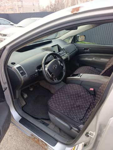 Toyota Prius II (XW20) 1.5hyb AT