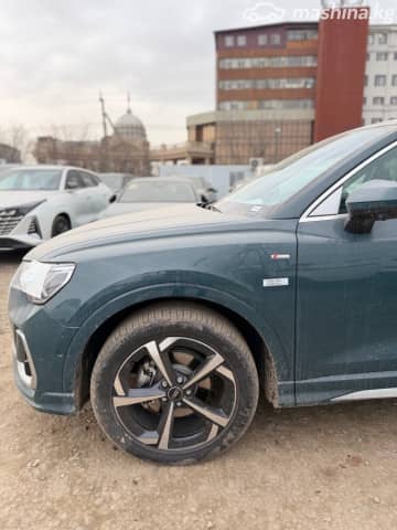 Audi Q3 II (F3) 35 TFSI 1.5 AMT