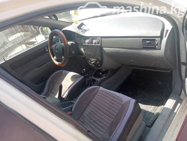 Daewoo Gentra II 1.5 MT