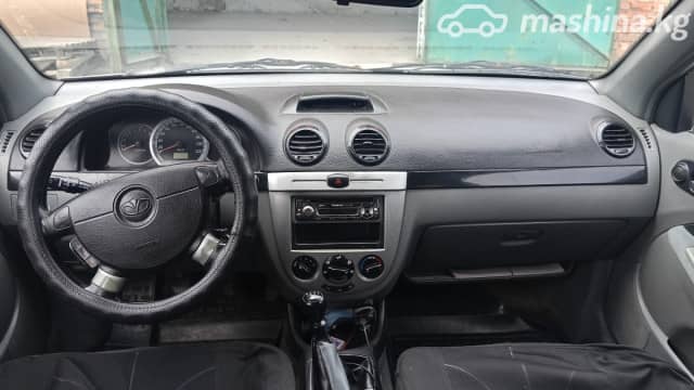 Chevrolet Lacetti 1.8 MT