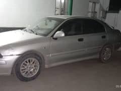 Mitsubishi Carisma 1.6 MT