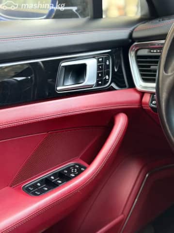 Porsche Panamera II