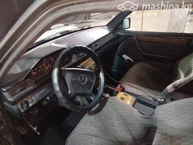 Mercedes-Benz W124 200 2.0 MT
