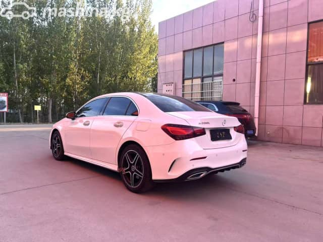 Mercedes-Benz A-Класс IV (W177) Рестайлинг 200 1.3 AMT