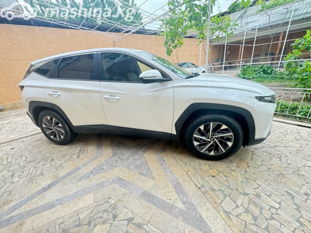 Hyundai Tucson IV SWB 1.6 AMT