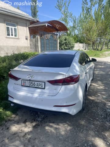 Hyundai Avante VI 1.6 AT