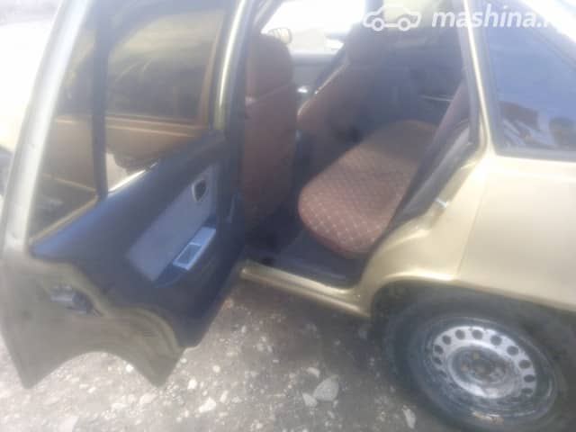 Daewoo Nexia I Рестайлинг 1.5 MT