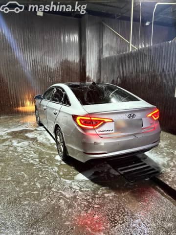 Hyundai Sonata VII (LF) LPi 2.0 AT