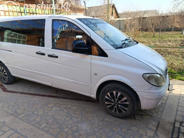 Mercedes-Benz Vito II (W639) 111 CDI L2 2.2d MT