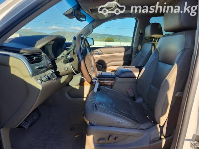 Chevrolet Tahoe V 5.3 AT 4WD