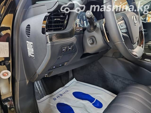 Lexus LS V Рестайлинг 500 3.4 AT 4WD