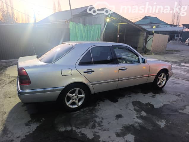 Mercedes-Benz C-Класс I (W202) 180 1.8 MT
