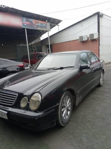 Mercedes-Benz E-Класс II (W210, S210) 220 2.2d AT