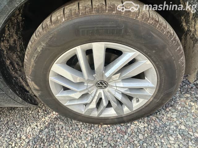 Volkswagen Touareg III Рестайлинг 2.0 AT 4WD