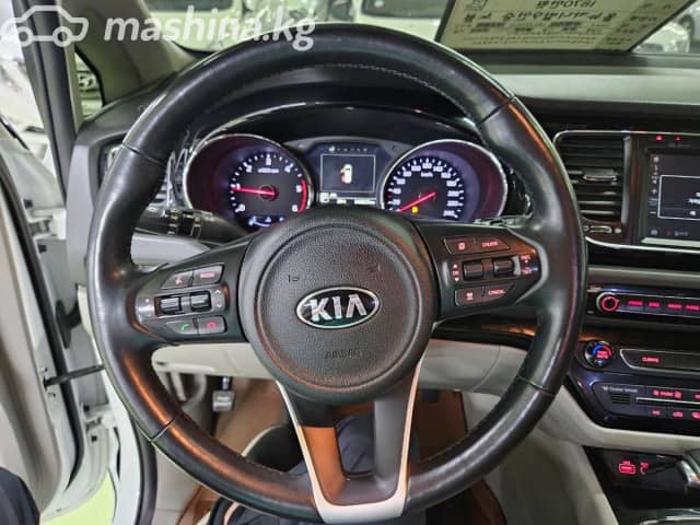 Kia Carnival III 2.2d AT
