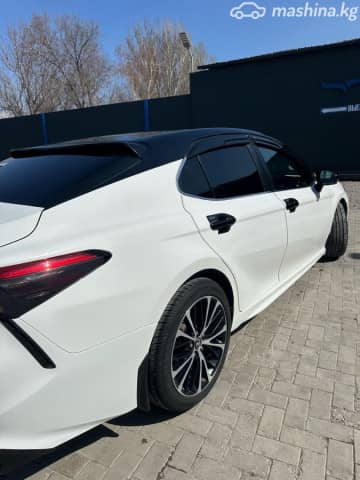 Toyota Camry VIII (XV70) 2.5 AT