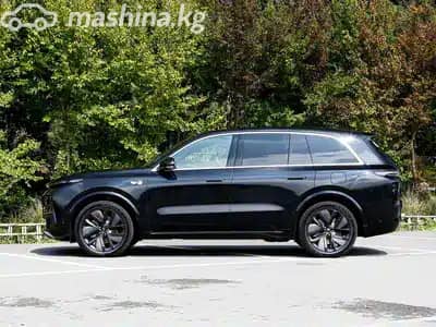 LiXiang L8 Max 1.5hyb AT 4WD