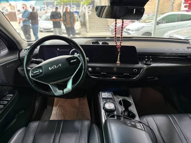 Kia K8 2.5 AT