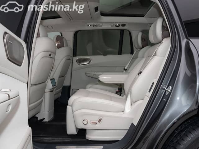 Lynk & Co 900 2.0hyb AT 4WD