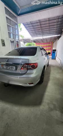Toyota Corolla X (E140, E150) 1.4 MT