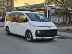 Hyundai Staria 3.5 AT