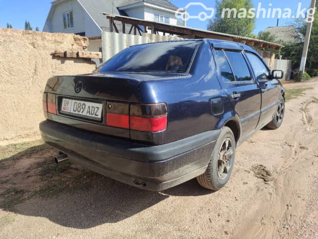 Volkswagen Vento 1.8 MT
