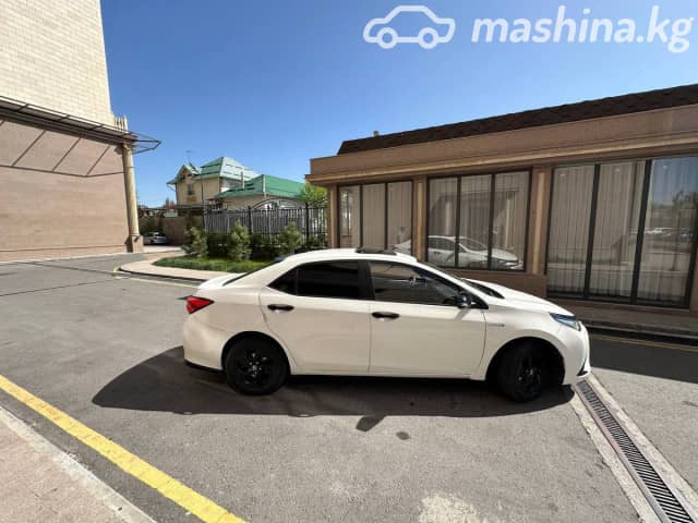 Toyota Corolla XI (E160, E170) Рестайлинг 2 Axio 1.5hyb CVT