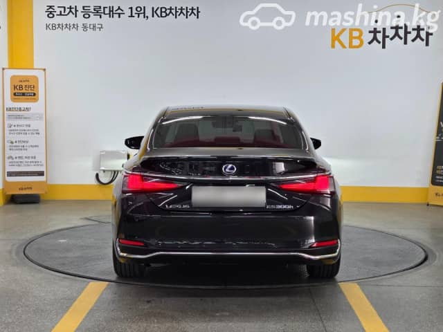 Lexus ES VII 300h 2.5hyb CVT