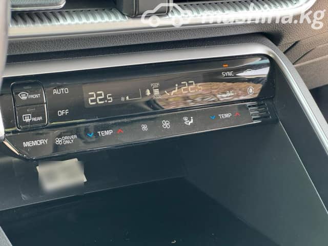Kia K5 III 2.0hyb AT