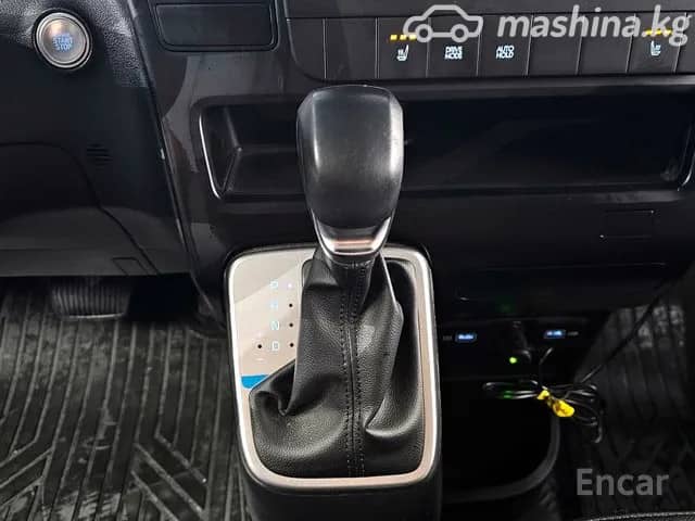 Hyundai Staria 2.2d AT